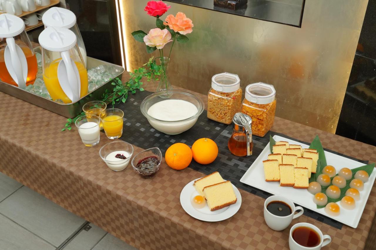 Hotel Wbf Kitahama Oszaka Kültér fotó